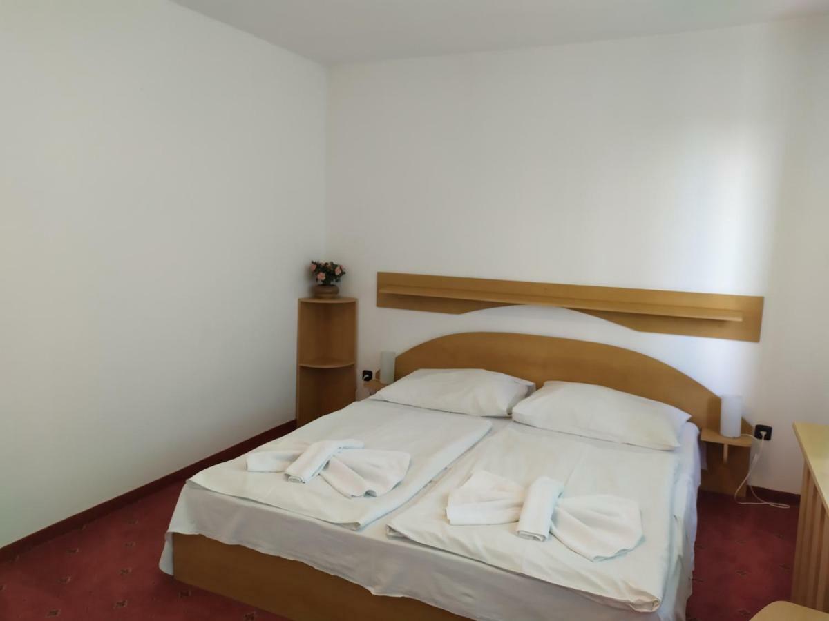 Hotel Isora Ostrava Eksteriør billede